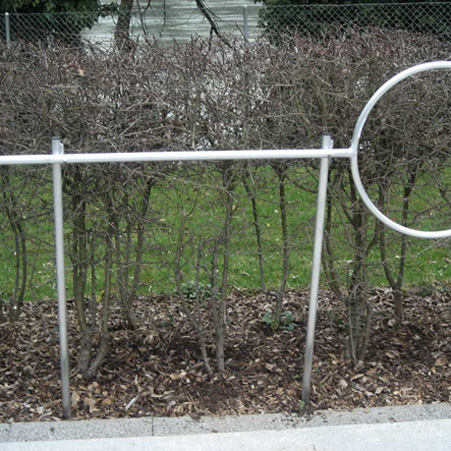 Rettungsstangen Erd-Halterung